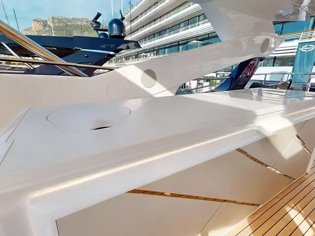 Sunseeker Yacht 95