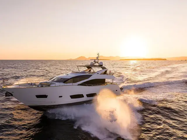 Sunseeker 28M Yacht