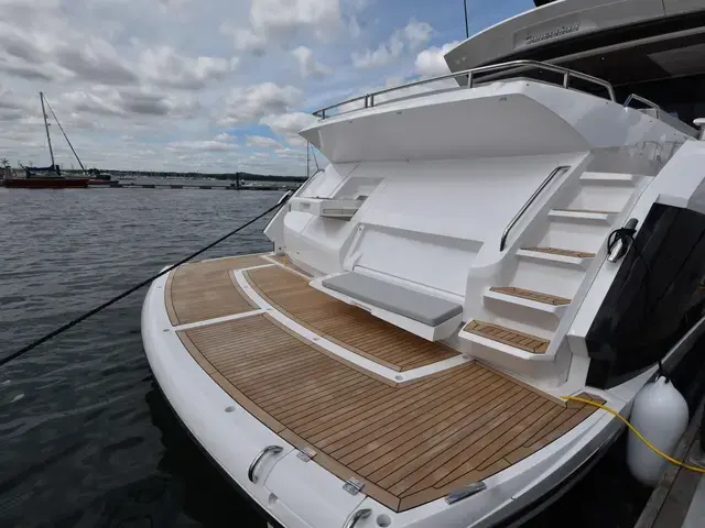 Sunseeker Predator 74 Xps