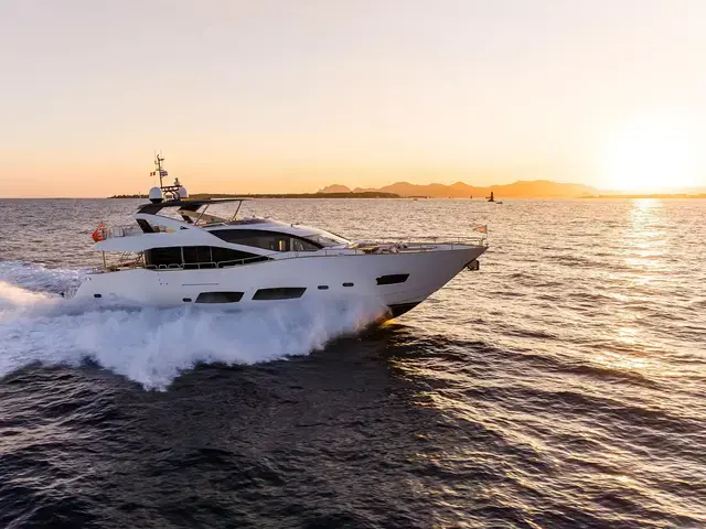 Sunseeker 28M Yacht