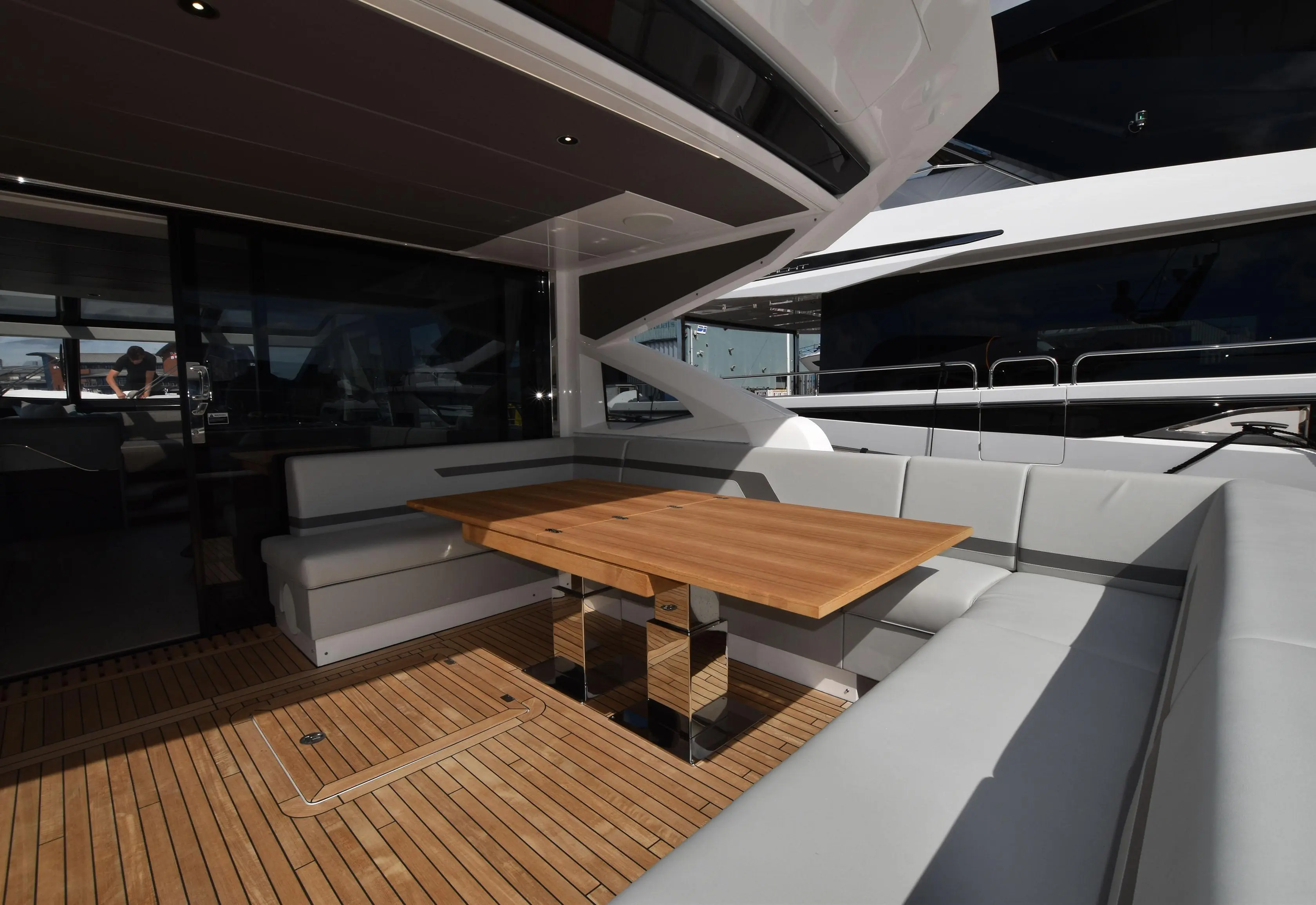 2022 Sunseeker predator 74 xps