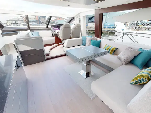 Sunseeker Predator 74 Xps