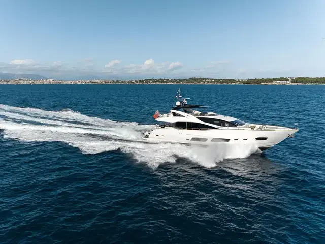 Sunseeker 28M Yacht