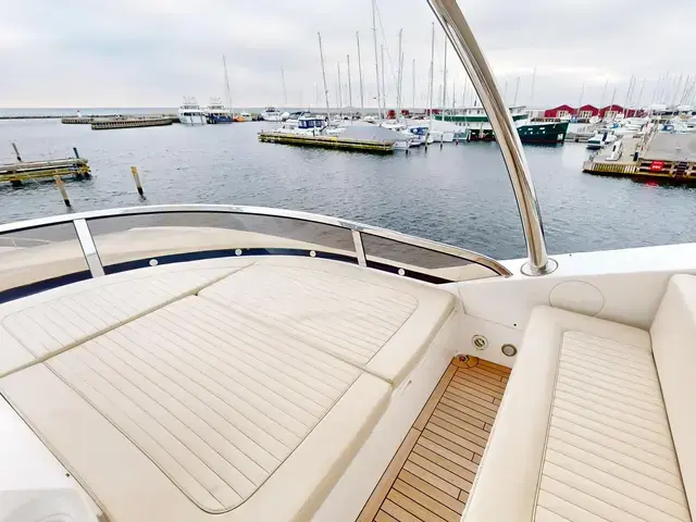 Sunseeker 88 Yacht