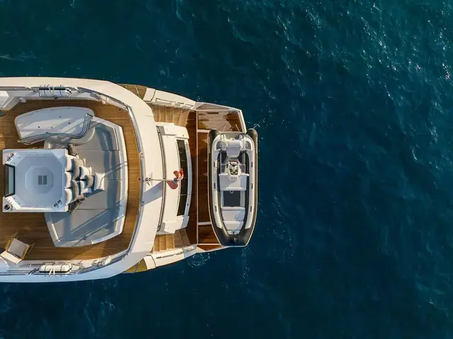 Sunseeker 28M Yacht