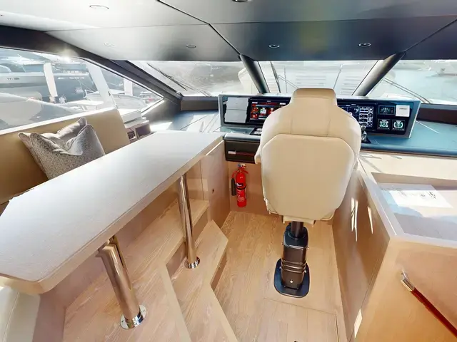 Sunseeker Yacht 95