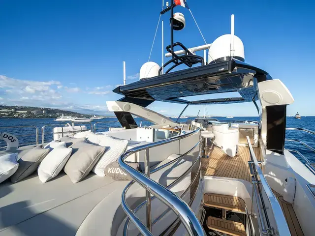 Sunseeker 28M Yacht