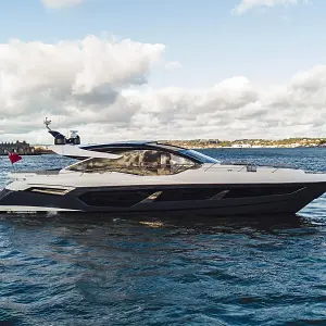 2024 Sunseeker Predator 75