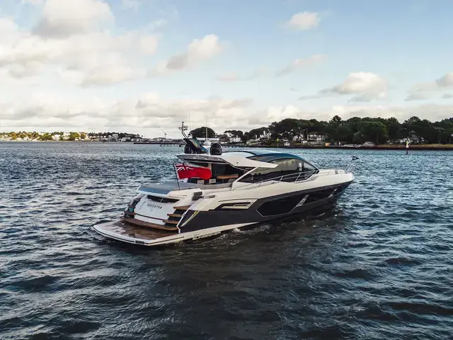 Sunseeker Predator 75