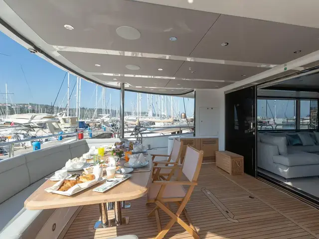 Sunseeker Yacht 95