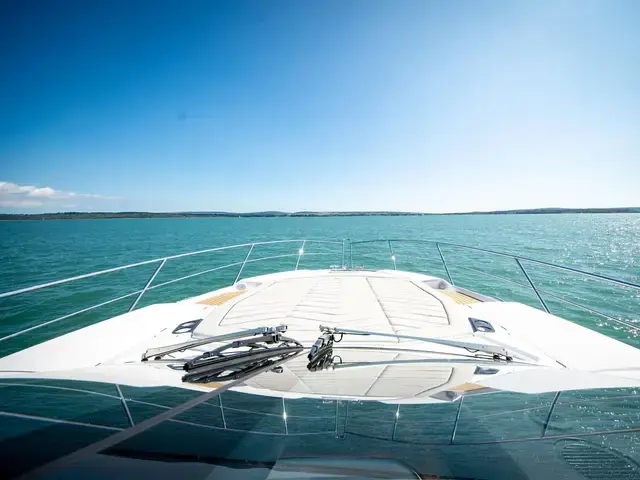 Sunseeker Predator 60 Evo