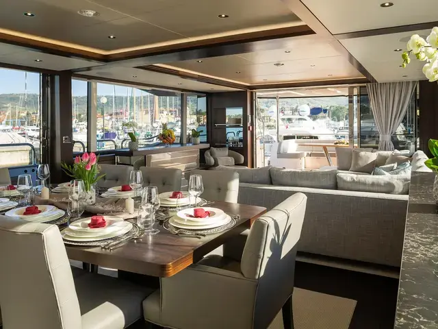 Sunseeker Yacht 95