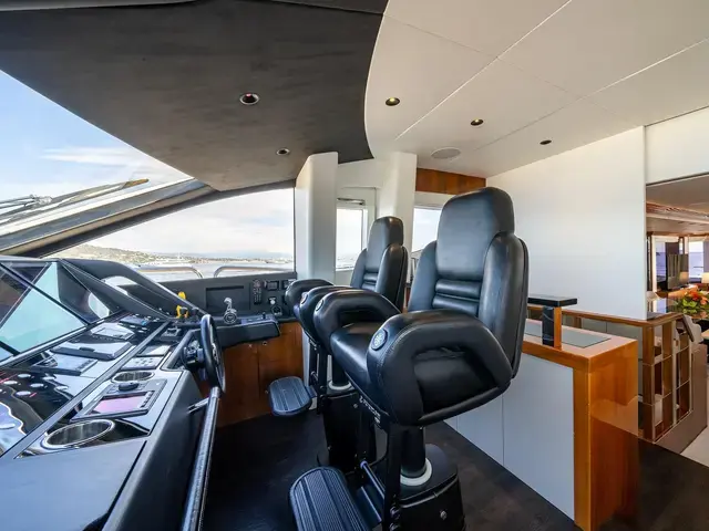 Sunseeker 28M Yacht