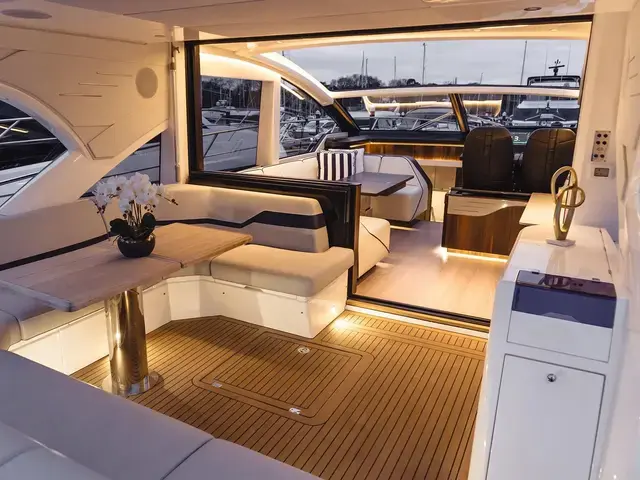 Sunseeker Predator 60 Evo