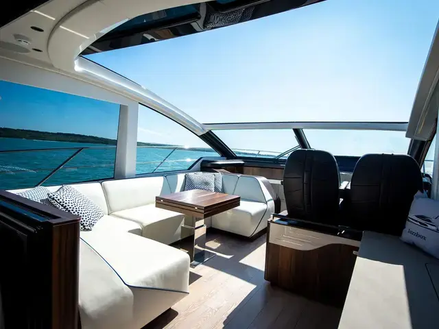 Sunseeker Predator 60 Evo