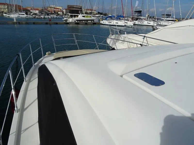 2011 Azimut 43 s