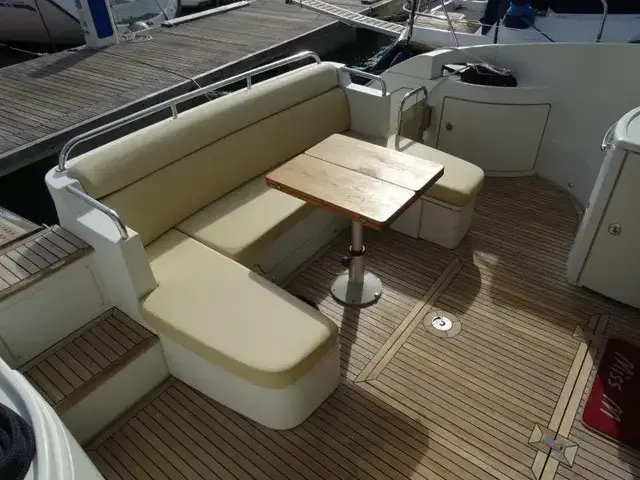 Azimut 43