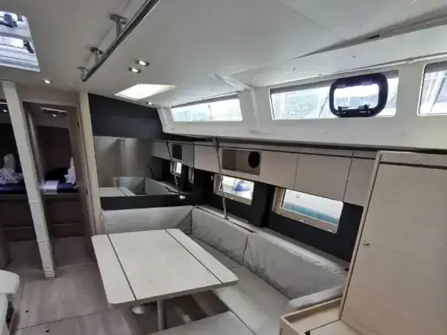 Beneteau Oceanis 51.1