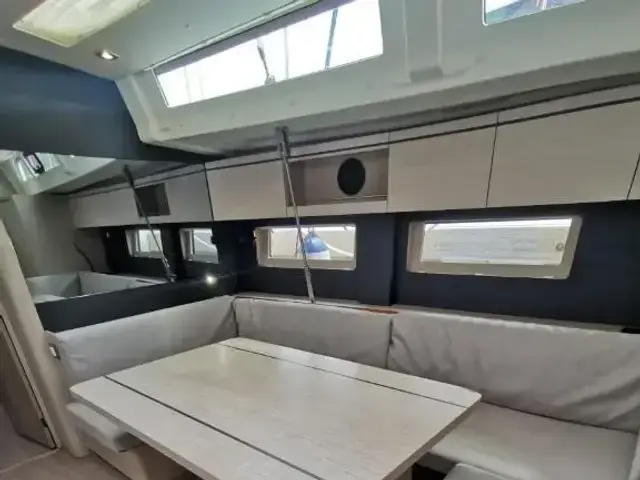 Beneteau Oceanis 51.1