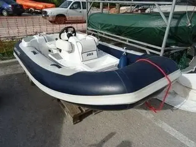 Azimut 43