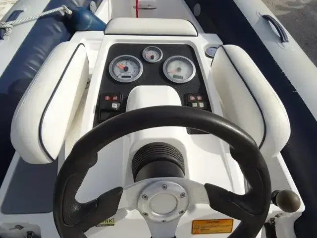 Azimut 43