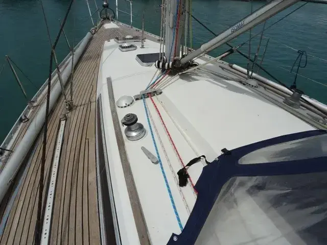 Beneteau First 435