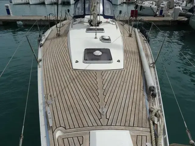 Beneteau First 435