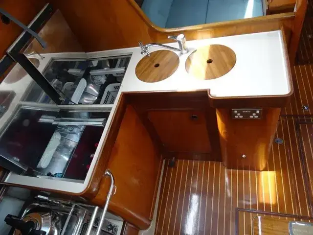 Beneteau First 435