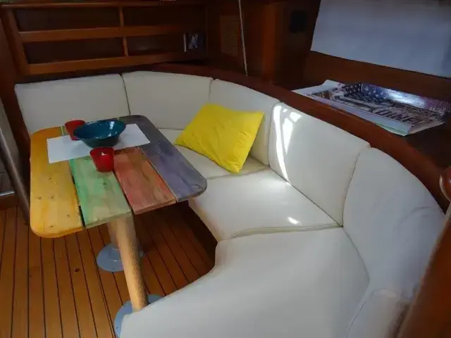 Beneteau Oceanis 411