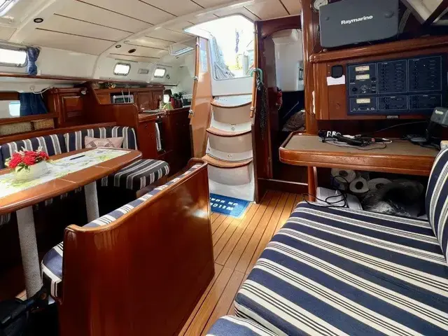 Beneteau Oceanis 411 Celebration