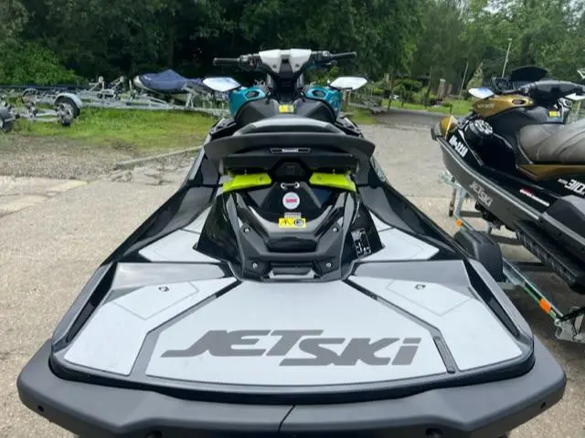 2024 Kawasaki ultra 310x