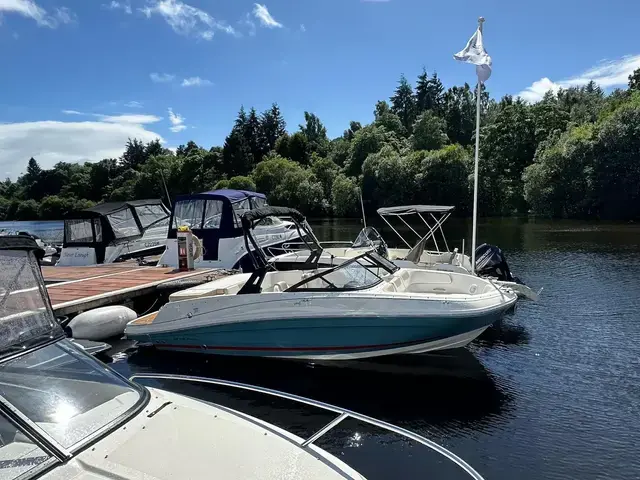 Bayliner VR5