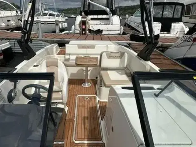 Bayliner VR5