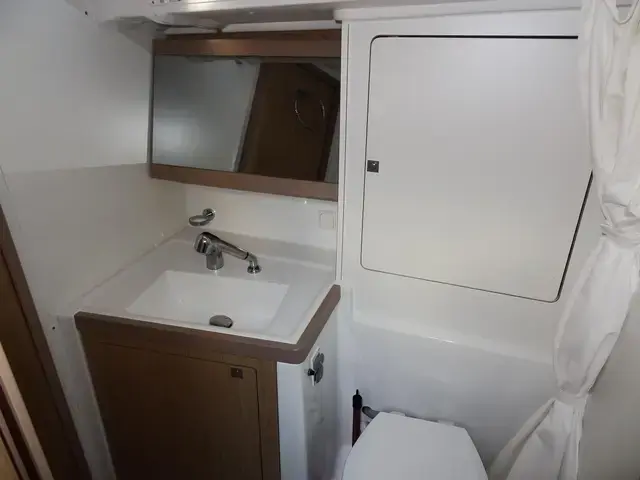 Beneteau Oceanis 48