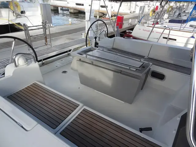 Beneteau Oceanis 48