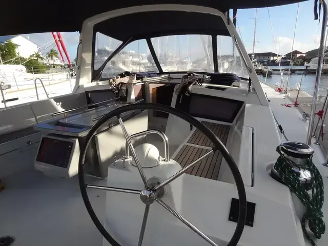 Beneteau Oceanis 48