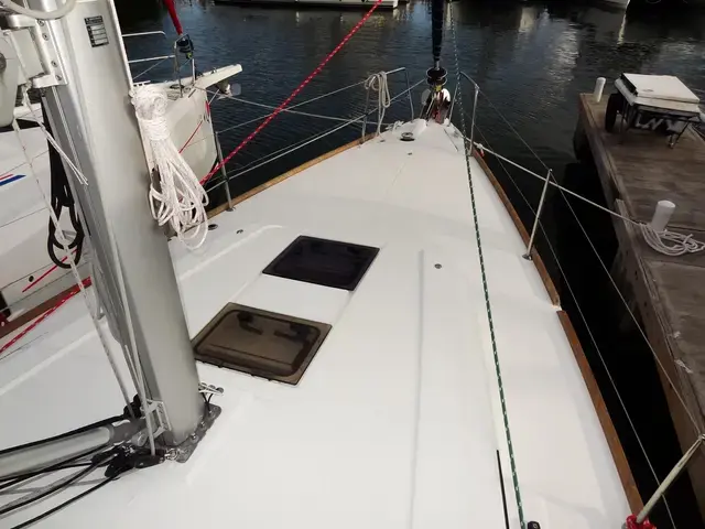 Beneteau Oceanis 38