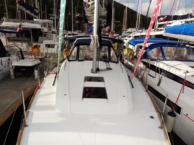 Beneteau Oceanis 38