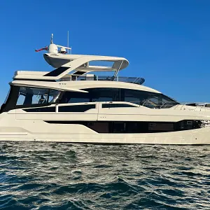 2021 Galeon 640 Fly