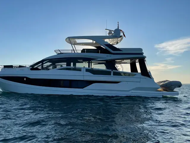 Galeon 640 Fly