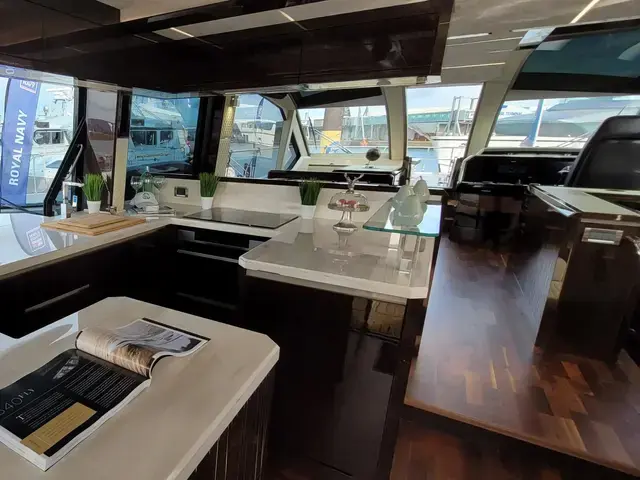 Galeon 640 Fly