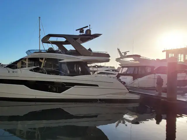 Galeon 500 Fly