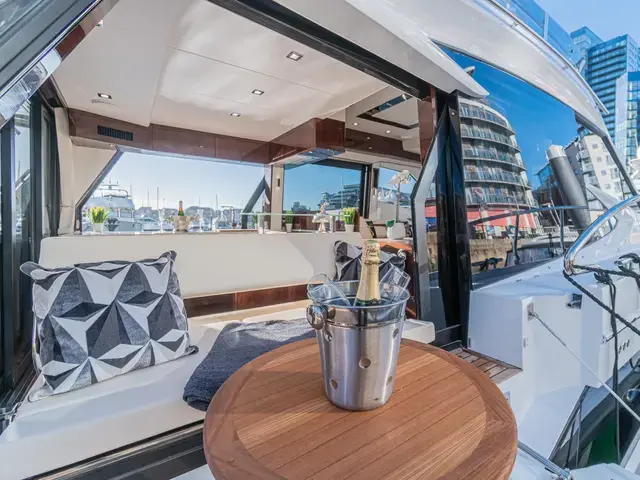 Galeon 500 Fly