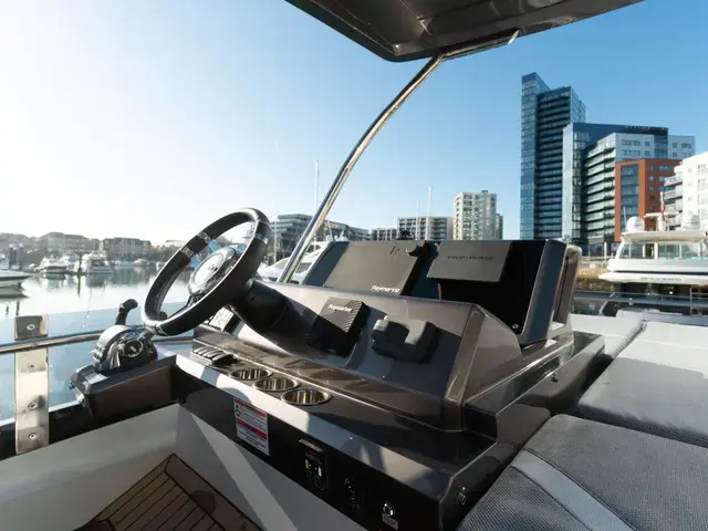 Galeon 500 Fly