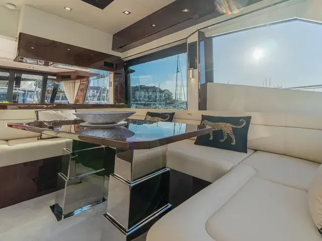 Galeon 500 Fly