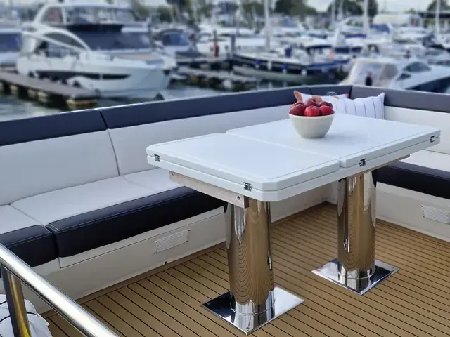 Galeon 640 Fly