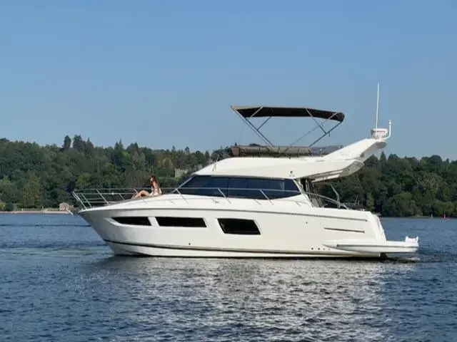 Jeanneau Prestige 350