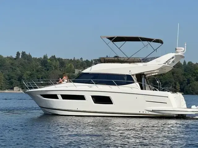 Jeanneau Prestige 350