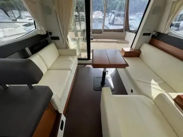 Prestige 350