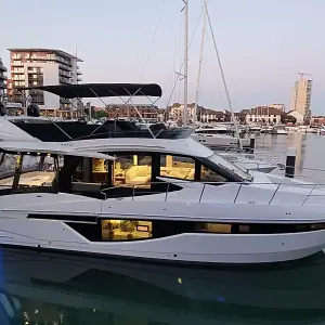 2022 Galeon 460 Fly